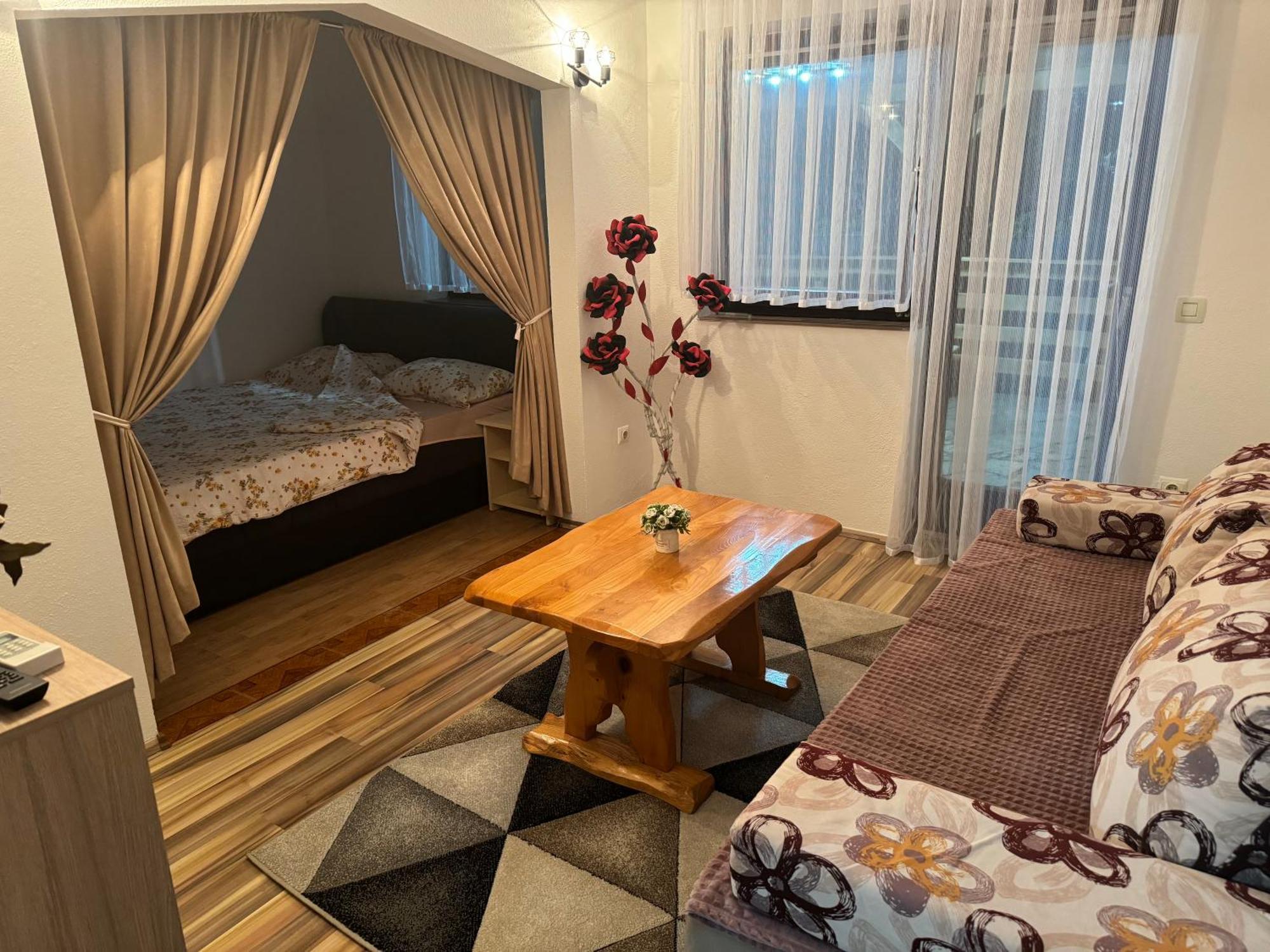 Apartment Valentina Brocanac Екстер'єр фото